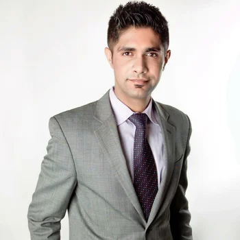 Image of Karan Khanna, Associate