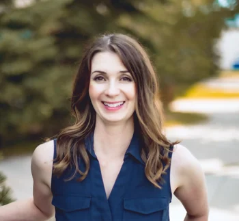 Image of Janeen Tinker, Associate